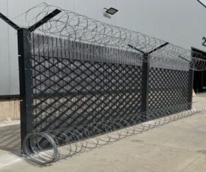 HIGH SECURITY FENCE